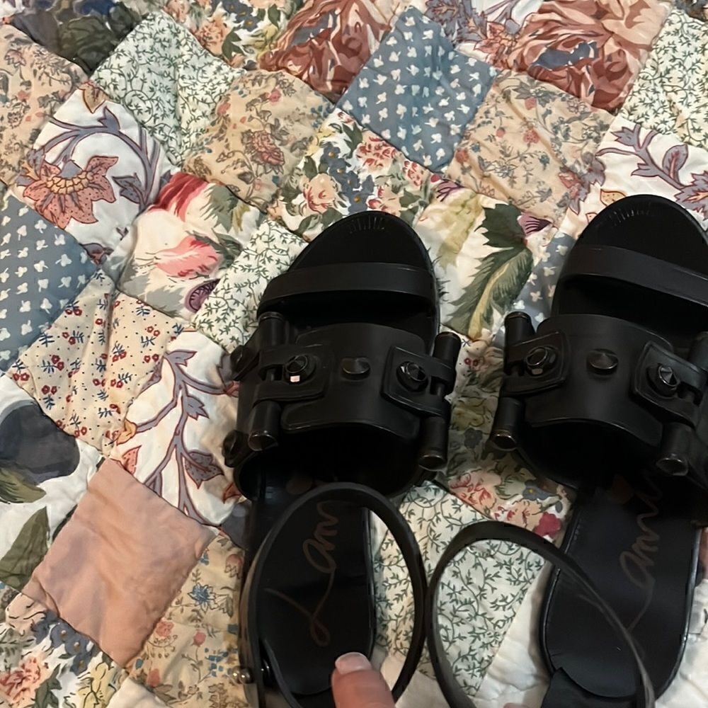Vero cuoio sandals   
